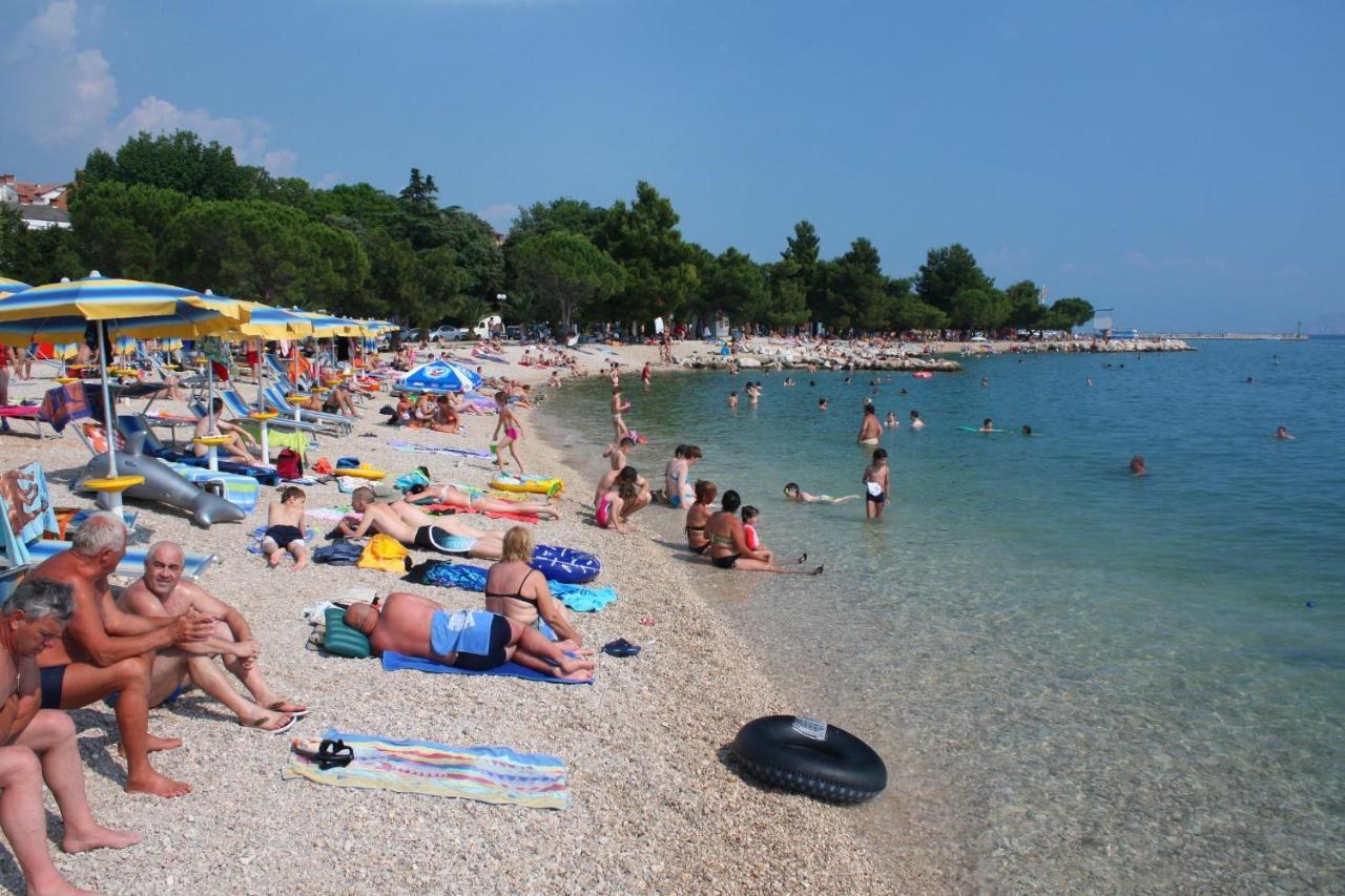 Apartments With A Parking Space Crikvenica - 13450 Exterior foto